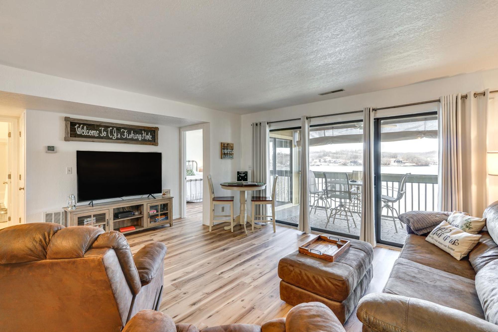 Modern Condo With Screened Balcony And Views! Osage Beach Extérieur photo