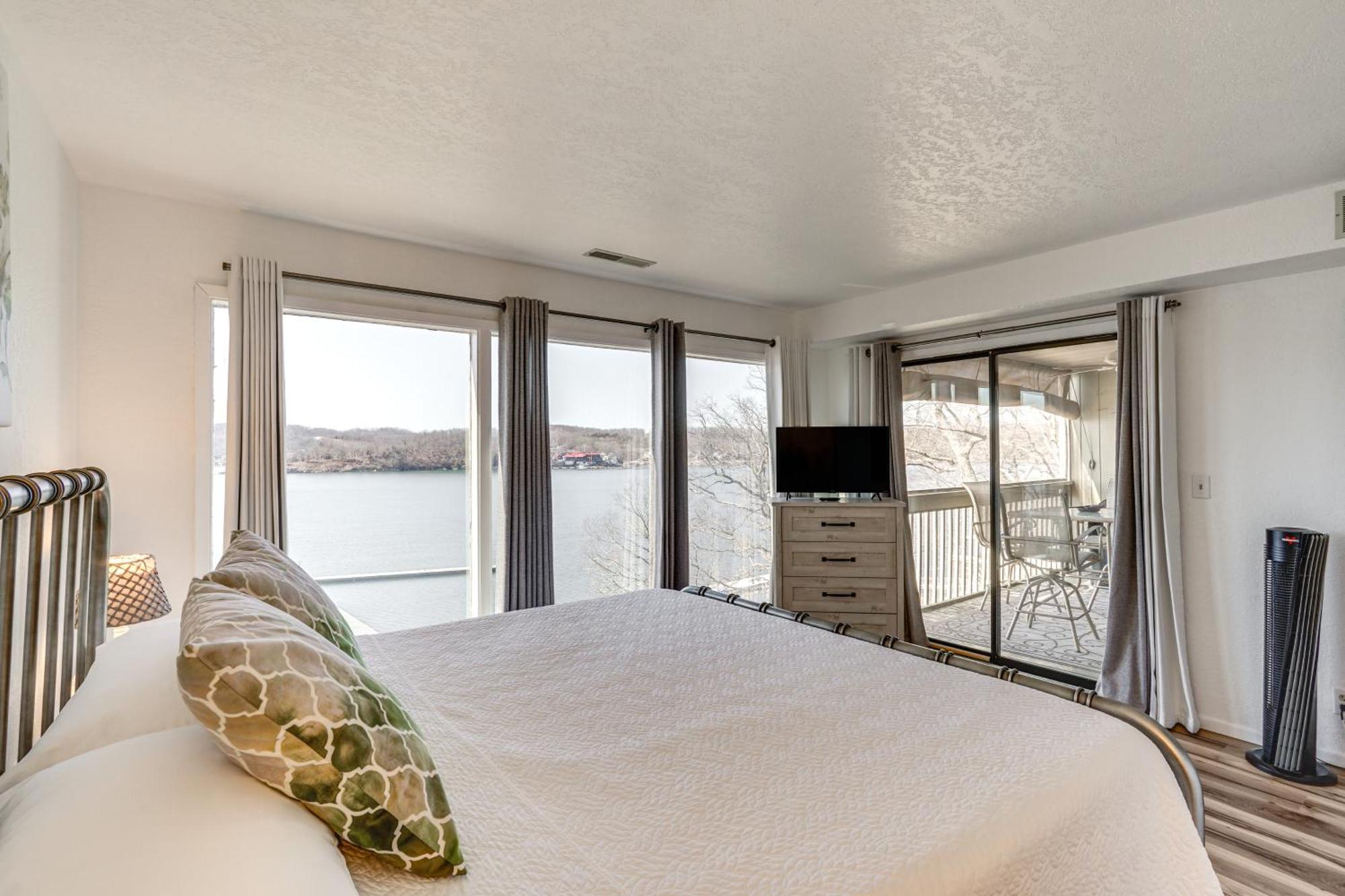 Modern Condo With Screened Balcony And Views! Osage Beach Extérieur photo